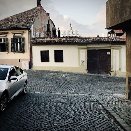 Old Town Studio Apartment Сибиу Екстериор снимка