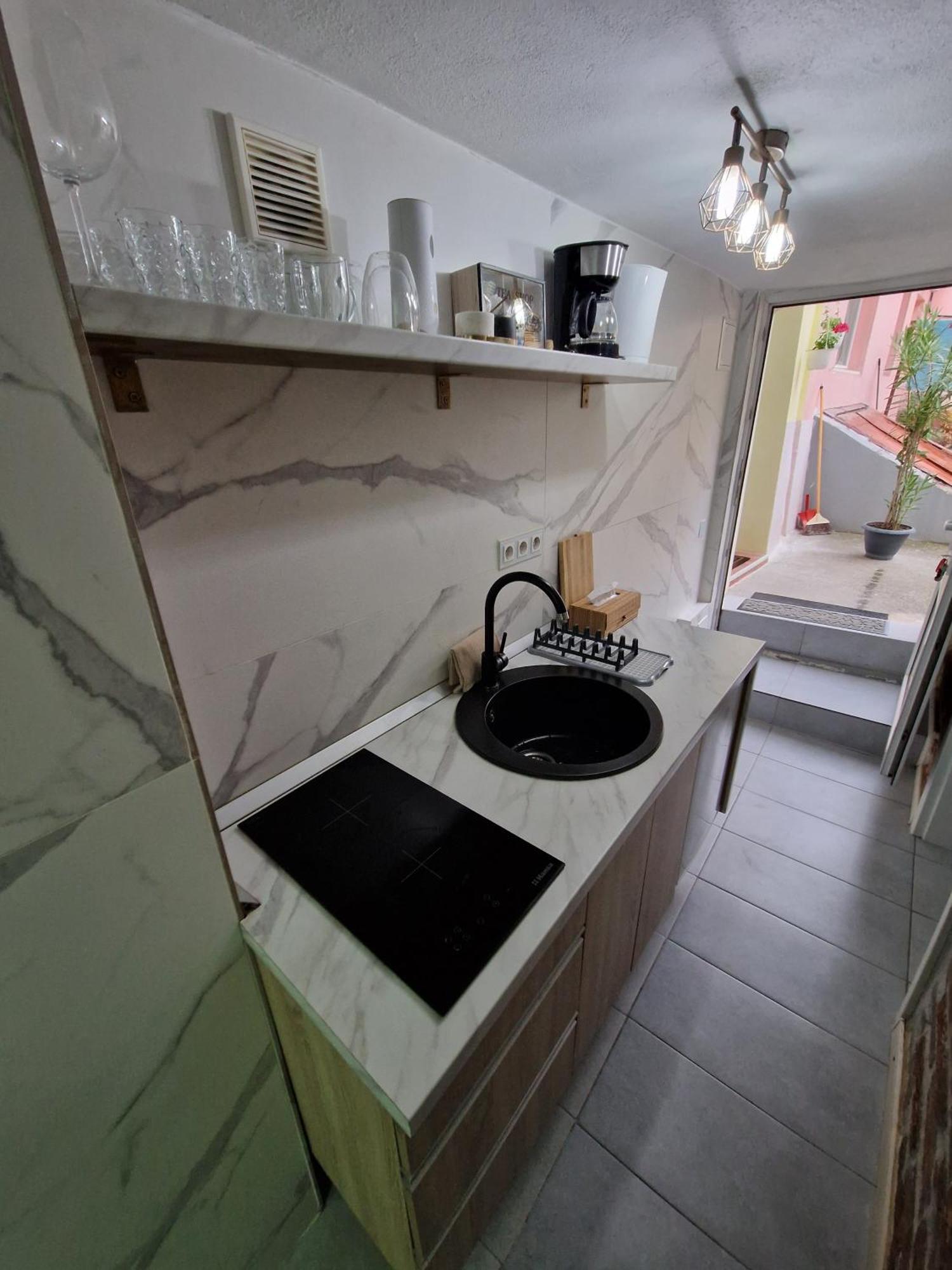 Old Town Studio Apartment Сибиу Екстериор снимка